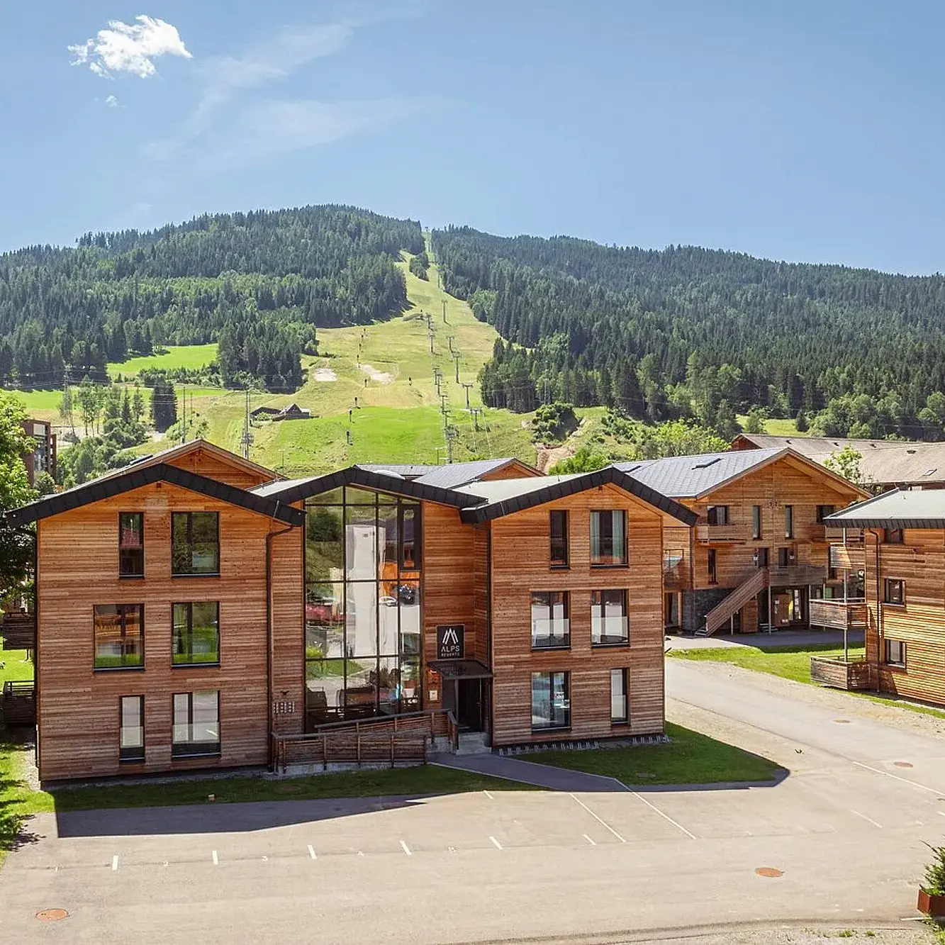 resort-kreischberg-suites_9K3PNCez